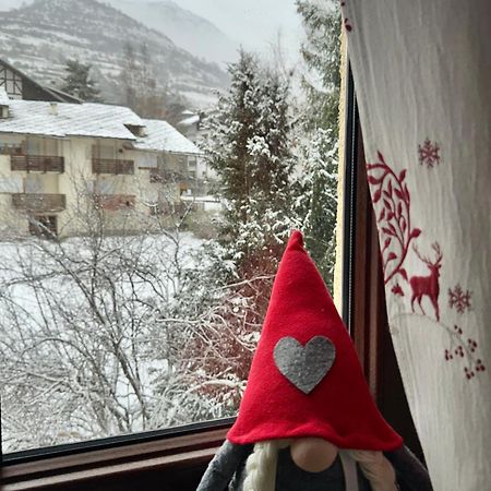 Gina'S Home - Appartamento Nel Cuore Di Bardonecchia Ngoại thất bức ảnh