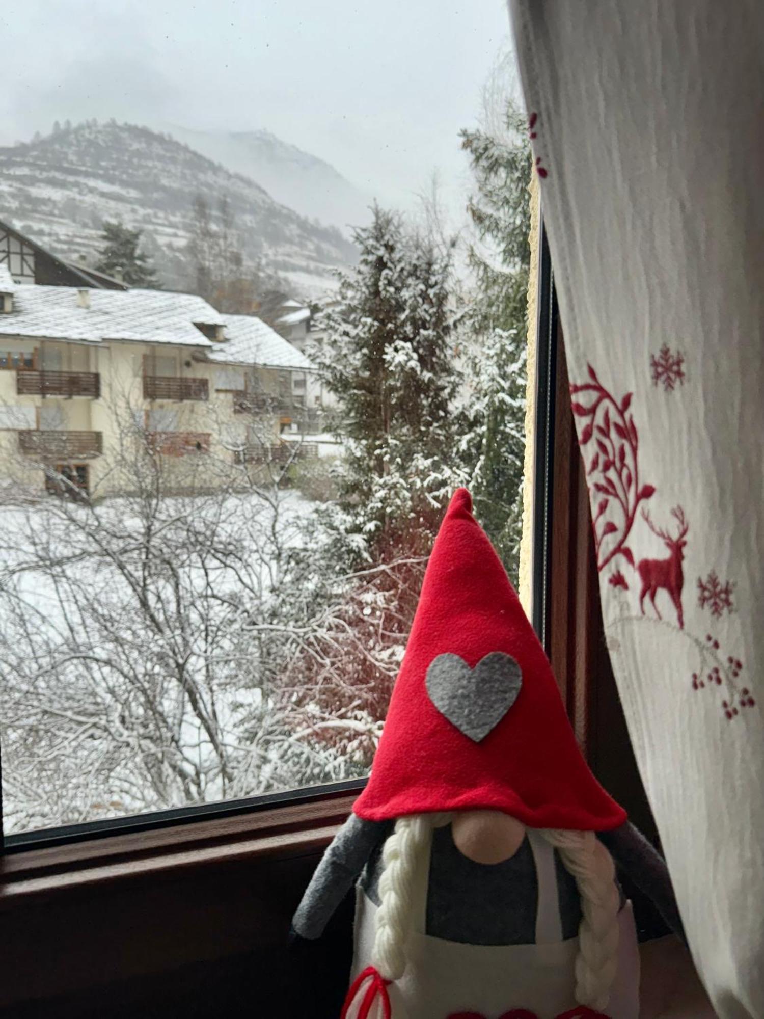 Gina'S Home - Appartamento Nel Cuore Di Bardonecchia Ngoại thất bức ảnh